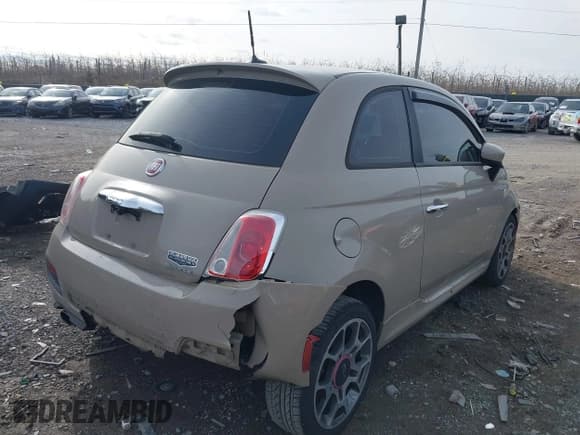 ✅ 2012 FIAT 500 Sport • VIN: 3C3CFFBRXCT128137 • Lot: 43816276. Listed on IAAI with 139,490 mi. Free auction sales archive from the USA and detailed vehicle history report at DreamBid. Image 4.