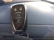 ✅ 2019 Chevrolet Blazer • VIN: 3GNKBGRS2KS587322 • Lot: 43618747. Listed on IAAI with 116,724 mi. Free auction sales archive from the USA and detailed vehicle history report at DreamBid. Image 11.