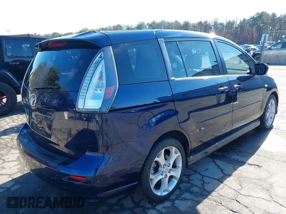 ✅ 2008 Mazda 5 Grand Touring • VIN: JM1CR29L380325264 • Lot: 43806538. Wystawiony na IAAI z przebiegiem 105 287 mil. Bezpłatny archiwum sprzedaży aukcyjnych z USA i szczegółowy raport historii pojazdu na DreamBid. Zdjęcie 4.