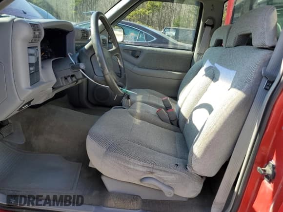 ✅ 1996 Chevrolet S-10 • VIN: 1GCCS14X2TK112862 • Лот: 87328404. Опубликован ранее на Copart с пробегом 74 417 миль. Бесплатный доступ к архиву аукционных продаж из США и подробный отчёт об истории автомобиля на DreamBid. Изображение 7.