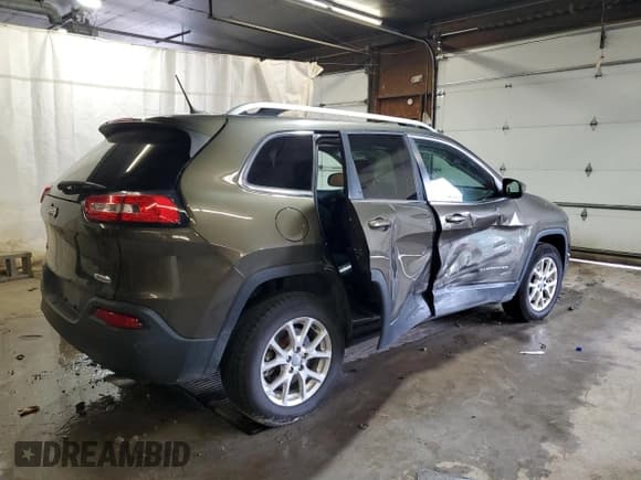 ✅ 2014 Jeep Cherokee Latitude • VIN: 1C4PJMCS3EW200505 • Lot: 82738285. Listed on Copart with Not provided. Free auction sales archive from the USA and detailed vehicle history report at DreamBid. Image 3.