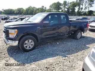 ✅ 2022 Ford F-150 XL • VIN: 1FTEX1EB5NKF25181 • Lot: 61473315. Wystawiony na Copart z przebiegiem 27 664 mil. Bezpłatny archiwum sprzedaży aukcyjnych z USA i szczegółowy raport historii pojazdu na DreamBid. Zdjęcie 1.