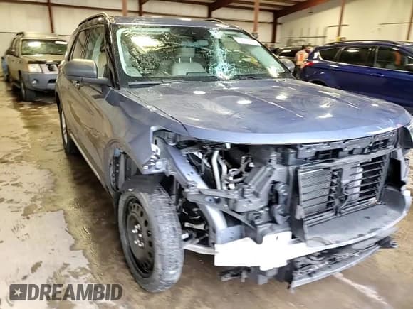 ✅ 2021 Ford Explorer XLT • VIN: 1FMSK8DH3MGB75899 • Lot: 58243695. Wystawiony na Copart z przebiegiem 24 918 mil. Bezpłatny archiwum sprzedaży aukcyjnych z USA i szczegółowy raport historii pojazdu na DreamBid. Zdjęcie 14.