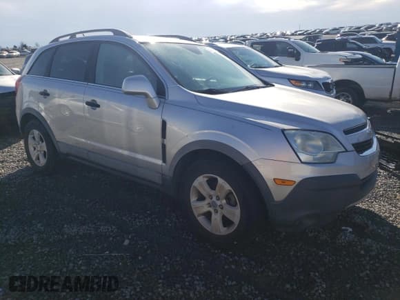 ✅ 2013 Chevrolet Captiva Sport LS • VIN: 3GNAL2EK4DS558960 • Lot: 42832635. Wystawiony na Copart z przebiegiem 158 000 mil. Bezpłatny archiwum sprzedaży aukcyjnych z USA i szczegółowy raport historii pojazdu na DreamBid. Zdjęcie 4.