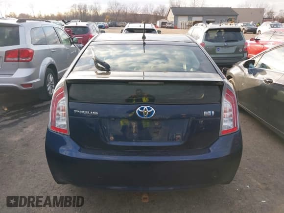 ✅ 2014 Toyota Prius Three • VIN: JTDKN3DU1E1792816 • Lot: 43710757. Wystawiony na IAAI z przebiegiem 132 054 mil. Bezpłatny archiwum sprzedaży aukcyjnych z USA i szczegółowy raport historii pojazdu na DreamBid. Zdjęcie 16.