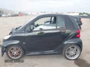 ✅ 2009 Smart fortwo Pure • VIN: WMEEJ31X79K283872 • Lot: 42882072. Wystawiony na IAAI z przebiegiem 68 441 mil. Bezpłatny archiwum sprzedaży aukcyjnych z USA i szczegółowy raport historii pojazdu na DreamBid. Zdjęcie 14.