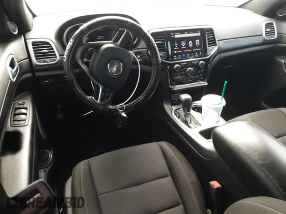 ✅ 2020 Jeep Grand Cherokee Altitude • VIN: 1C4RJEAG5LC222792 • Lot: 50762575. Wystawiony na Copart z przebiegiem 36 336 mil. Bezpłatny archiwum sprzedaży aukcyjnych z USA i szczegółowy raport historii pojazdu na DreamBid. Zdjęcie 8.