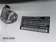 ✅ 2024 Porsche 911 Carrera • VIN: WP0CA2A90RS238404 • Lot: 42182425. Wystawiony na IAAI z przebiegiem 1 994 mil. Bezpłatny archiwum sprzedaży aukcyjnych z USA i szczegółowy raport historii pojazdu na DreamBid. Zdjęcie 9.