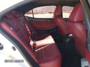 ✅ 2017 Lexus IS 200t • VIN: JTHBA1D23H5053960 • Lot: 42876263. Wystawiony na IAAI z przebiegiem 146 850 mil. Bezpłatny archiwum sprzedaży aukcyjnych z USA i szczegółowy raport historii pojazdu na DreamBid. Zdjęcie 8.