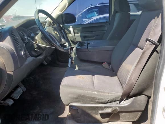 ✅ 2012 Chevrolet Silverado 1500 1HY • VIN: 3GCUKUEJ5CG298047 • Lot: 68750835. Listed on Copart with 148,392 mi. Free auction sales archive from the USA and detailed vehicle history report at DreamBid. Image 7.