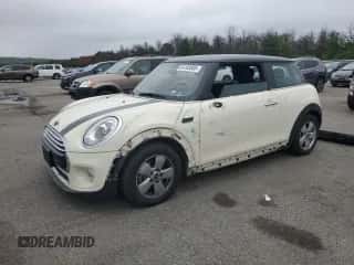 2014 MINI Hardtop with VIN WMWXM5C53ET936172, listed as a Copart auction lot 64183805 with 44,783 mi miles and Salvage title. Bid and sale history available at DreamBid. Image 1.