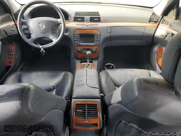 ✅ 2003 Mercedes-Benz S 430 • VIN: WDBNG70JX3A325206 • Лот: 91786225. Опубликован ранее на Copart с пробегом 143 267 миль. Бесплатный доступ к архиву аукционных продаж из США и подробный отчёт об истории автомобиля на DreamBid. Изображение 8.