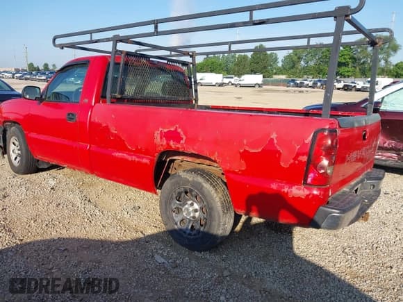 ✅ 2005 Chevrolet Silverado 1500 Work Truck • VIN: 1GCEC14X35Z190017 • Lot: 42550615. Listed on IAAI with 290,000 mi. Free auction sales archive from the USA and detailed vehicle history report at DreamBid. Image 3.