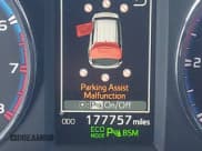 ✅ 2016 Toyota RAV4 Limited • VIN: 2T3DFREV0GW410358 • Lot: 43699041. Wystawiony na IAAI z przebiegiem 177 757 mil. Bezpłatny archiwum sprzedaży aukcyjnych z USA i szczegółowy raport historii pojazdu na DreamBid. Zdjęcie 15.