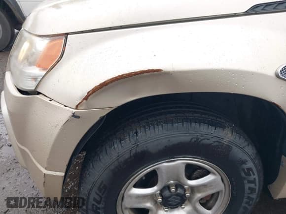 ✅ 2008 Suzuki Grand Vitara w/Spare & Cargo Covers • VIN: JS3TD941484101766 • Lot: 43291749. Wystawiony na IAAI z przebiegiem 103 341 mil. Bezpłatny archiwum sprzedaży aukcyjnych z USA i szczegółowy raport historii pojazdu na DreamBid. Zdjęcie 13.