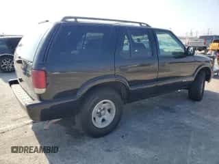 1996 Chevrolet Blazer z VIN 1GNCS13W3T2201288, wystawiony jako Copart lot #75454554 z przebiegiem 206 717 mil mil oraz Szkoda całkowita • Salvage title. Historia ofert i sprzedaży dostępna na DreamBid. Obrazek 3.