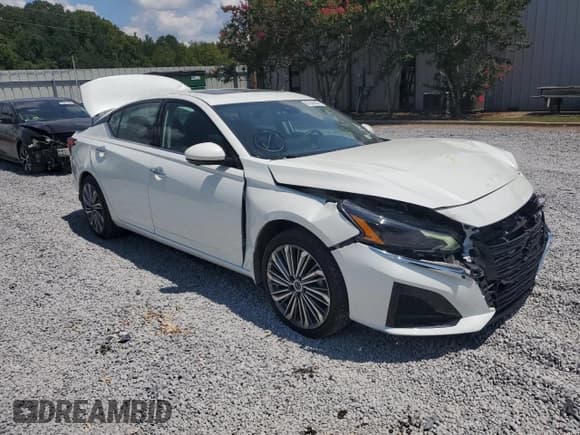 ✅ 2023 Nissan Altima SL • VIN: 1N4BL4EW9PN365445 • Lot: 67648455. Wystawiony na Copart z przebiegiem 50 055 mil. Bezpłatny archiwum sprzedaży aukcyjnych z USA i szczegółowy raport historii pojazdu na DreamBid. Zdjęcie 4.