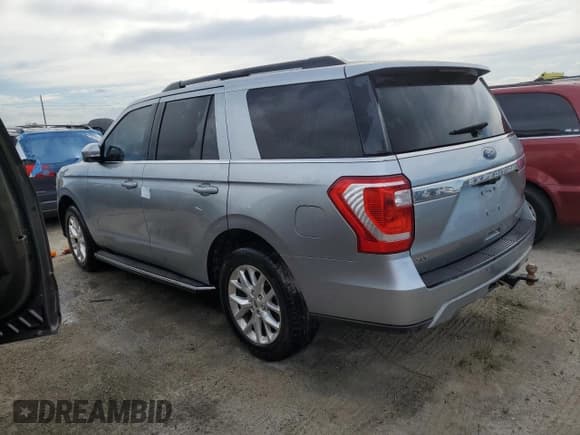 ✅ 2020 Ford Expedition XLT • VIN: 1FMJU1HTXLEA41283 • Lot: 74658014. Wystawiony na Copart z przebiegiem Nie podano. Bezpłatny archiwum sprzedaży aukcyjnych z USA i szczegółowy raport historii pojazdu na DreamBid. Zdjęcie 2.