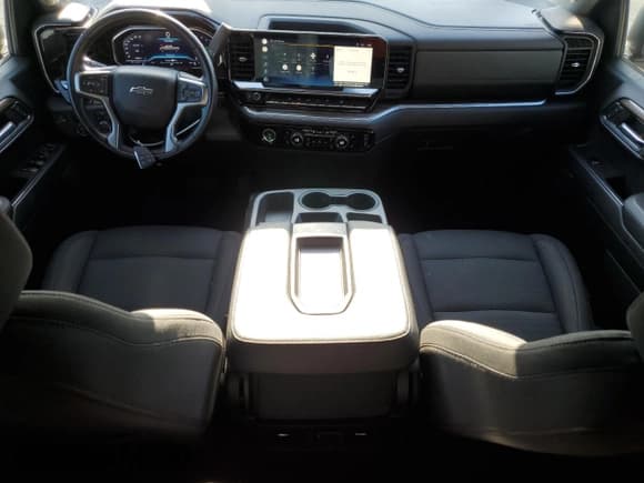 ✅ 2022 Chevrolet Silverado 1500 RST • VIN: 3GCPADED5NG611899 • Lot: 61612595. Listed on Copart with 45,829 mi. Free auction sales archive from the USA and detailed vehicle history report at DreamBid. Image 8.