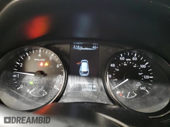 ✅ 2017 Nissan Rogue SV • VIN: JN8AT2MT8HW152732 • Lot: 93235715. Listed on Copart with 133,782 mi. Free auction sales archive from the USA and detailed vehicle history report at DreamBid. Image 9.