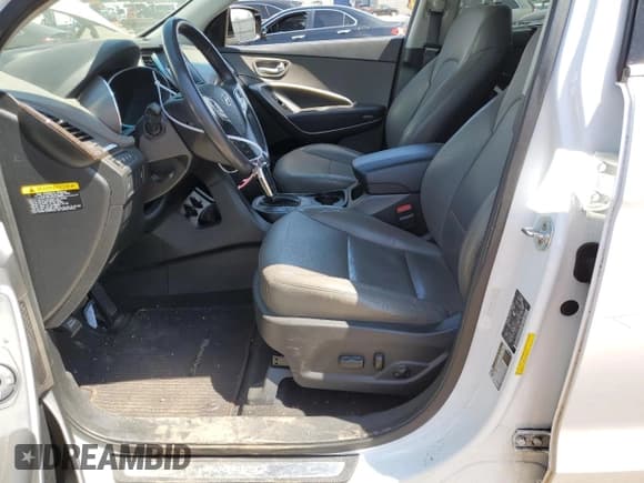 ✅ 2017 Hyundai Santa Fe 2.4L • VIN: 5XYZUDLB8HG388469 • Лот: 52457164. Опубликован ранее на Copart с пробегом 84 880 миль. Бесплатный доступ к архиву аукционных продаж из США и подробный отчёт об истории автомобиля на DreamBid. Изображение 7.