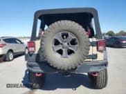 ✅ 2017 Jeep Wrangler Unlimited Rubicon Recon • VIN: 1C4BJWFG4HL627534 • Lot: 81935295. Wystawiony na Copart z przebiegiem 156 077 mil. Bezpłatny archiwum sprzedaży aukcyjnych z USA i szczegółowy raport historii pojazdu na DreamBid. Zdjęcie 6.