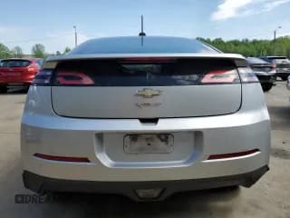 ✅ 2015 Chevrolet Volt • VIN: 1G1RA6E44FU105217 • Lot: 50755014. Wystawiony na Copart z przebiegiem 88 627 mil. Bezpłatny archiwum sprzedaży aukcyjnych z USA i szczegółowy raport historii pojazdu na DreamBid. Zdjęcie 6.
