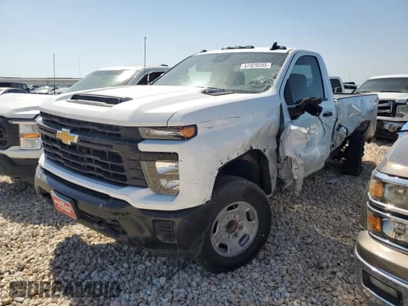 ✅ 2025 Chevrolet Silverado 1500 • VIN: 1GC0ALE77SF101315 • Лот: 48795425. Опубликован ранее на Copart с пробегом 2 051 миль. Бесплатный доступ к архиву аукционных продаж из США и подробный отчёт об истории автомобиля на DreamBid. Изображение 1.