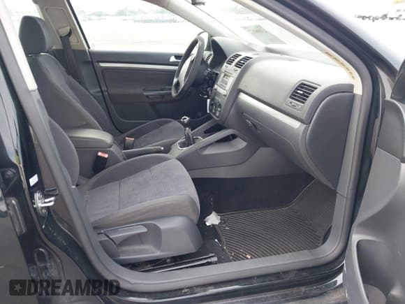 ✅ 2007 Volkswagen Jetta • VIN: 3VWGF71K67M150737 • Лот: 43896177. Опубликован ранее на IAAI с пробегом 206 412 миль. Бесплатный доступ к архиву аукционных продаж из США и подробный отчёт об истории автомобиля на DreamBid. Изображение 5.