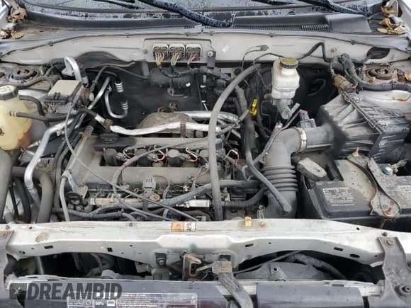 ✅ 2007 Ford Escape XLT • VIN: 1FMYU03Z67KB95260 • Lot: 83867915. Wystawiony na Copart z przebiegiem 93 939 mil. Bezpłatny archiwum sprzedaży aukcyjnych z USA i szczegółowy raport historii pojazdu na DreamBid. Zdjęcie 12.