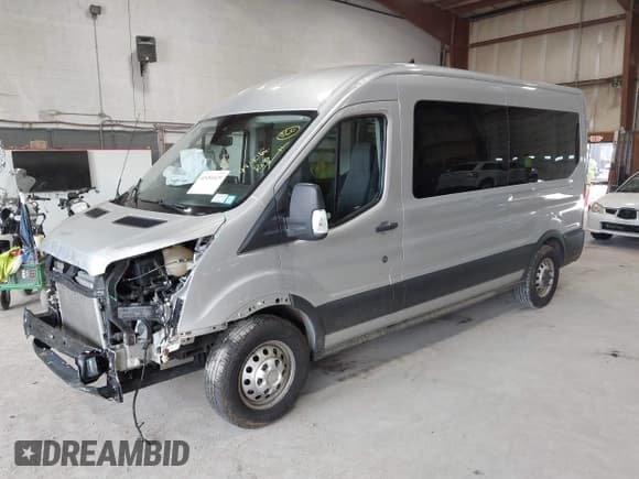 ✅ 2021 Ford Transit Passenger XL • VIN: 1FBAX9CG9MKA15625 • Лот: 42491429. Опубликован ранее на IAAI с пробегом 99 401 миль. Бесплатный доступ к архиву аукционных продаж из США и подробный отчёт об истории автомобиля на DreamBid. Изображение 2.