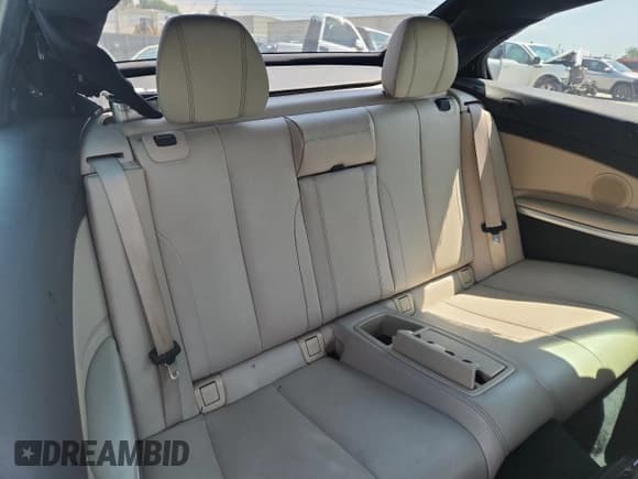 ✅ 2016 BMW 4 Series 428i xDrive • VIN: WBA3T1C51GP822872 • Lot: 62251935. Wystawiony na Copart z przebiegiem 155 812 mil. Bezpłatny archiwum sprzedaży aukcyjnych z USA i szczegółowy raport historii pojazdu na DreamBid. Zdjęcie 10.