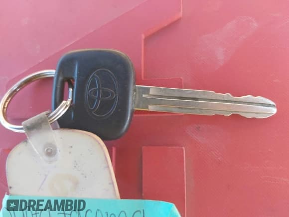 ✅ 2009 Toyota Tacoma • VIN: 5TENX22N39Z622904 • Lot: 43638194. Listed on IAAI with Not provided. Free auction sales archive from the USA and detailed vehicle history report at DreamBid. Image 11.