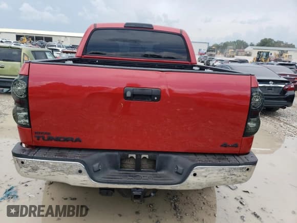 ✅ 2011 Toyota Tundra Limited • VIN: 5TFHY5F15BX195127 • Lot: 71666525. Listed on Copart with 272,133 mi. Free auction sales archive from the USA and detailed vehicle history report at DreamBid. Image 6.