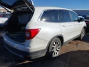 ✅ 2019 Honda Pilot EX-L • VIN: 5FNYF6H52KB015351 • Лот: 40983869. Опубликован ранее на IAAI с пробегом 119 328 миль. Бесплатный доступ к архиву аукционных продаж из США и подробный отчёт об истории автомобиля на DreamBid. Изображение 4.