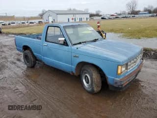 ✅ 1984 Chevrolet S-10 • VIN: 1GCCS14B6E0182514 • Лот: 86590884. Опубликован ранее на Copart с пробегом 96 490 миль. Бесплатный доступ к архиву аукционных продаж из США и подробный отчёт об истории автомобиля на DreamBid. Изображение 4.