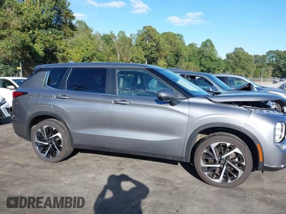 2023 Mitsubishi Outlander SE с VIN JA4J4UA81PZ034291, выставлен на аукционе IAAI как лот 43360223 с пробегом 59 805 миль миль и . История ставок и продаж доступна на DreamBid. Изображение 12.