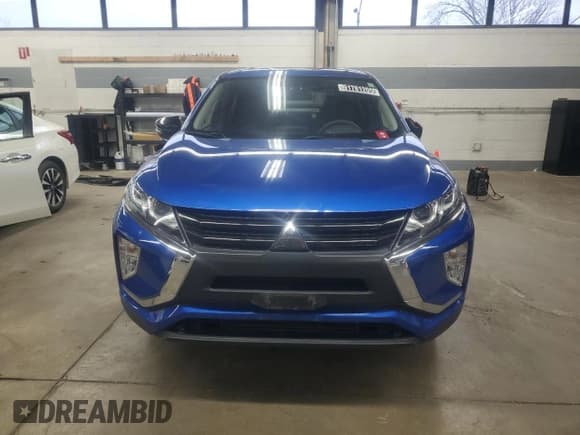 ✅ 2018 Mitsubishi Eclipse Cross LE • VIN: JA4AT4AA8JZ046953 • Lot: 91781205. Wystawiony na Copart z przebiegiem 89 335 mil. Bezpłatny archiwum sprzedaży aukcyjnych z USA i szczegółowy raport historii pojazdu na DreamBid. Zdjęcie 5.