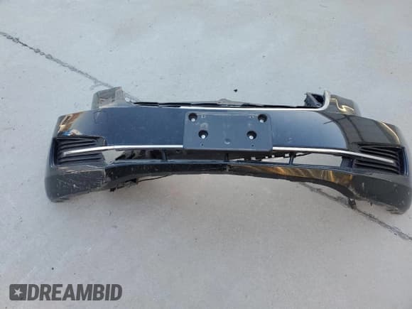 ✅ 2017 Cadillac ATS RWD • VIN: 1G6AA5RX1H0192168 • Lot: 92674715. Listed on Copart with 92,824 mi. Free auction sales archive from the USA and detailed vehicle history report at DreamBid. Image 12.