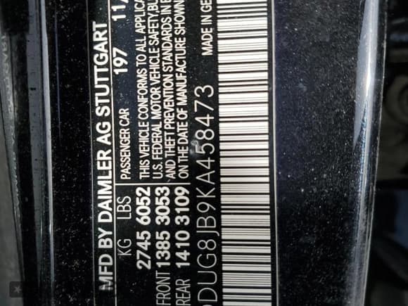 ✅ 2019 Mercedes-Benz S 63 AMG • VIN: WDDUG8JB9KA458473 • Lot: 83968594. Wystawiony na Copart z przebiegiem Nie podano. Bezpłatny archiwum sprzedaży aukcyjnych z USA i szczegółowy raport historii pojazdu na DreamBid. Zdjęcie 12.