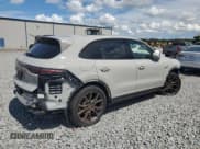 ✅ 2022 Porsche Cayenne E-Hybrid • VIN: WP1AE2AY0NDA26893 • Лот: 81724815. Опубликован ранее на Copart с пробегом 47 480 миль. Бесплатный доступ к архиву аукционных продаж из США и подробный отчёт об истории автомобиля на DreamBid. Изображение 3.