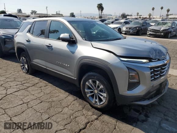 ✅ 2025 Chevrolet Equinox AWD LT • VIN: 3GNAXPEG9SL253555 • Lot: 68835675. Wystawiony na Copart z przebiegiem 8 381 mil. Bezpłatny archiwum sprzedaży aukcyjnych z USA i szczegółowy raport historii pojazdu na DreamBid. Zdjęcie 4.