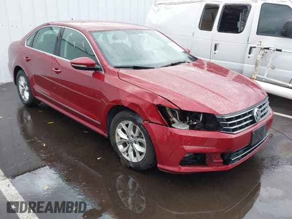 ✅ 2017 Volkswagen Passat S • VIN: 1VWAT7A39HC049038 • Лот: 43634520. Опубликован ранее на IAAI с пробегом 75 547 миль. Бесплатный доступ к архиву аукционных продаж из США и подробный отчёт об истории автомобиля на DreamBid. Изображение 1.