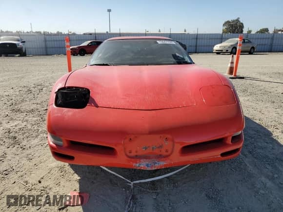 ✅ 2001 Chevrolet Corvette • VIN: 1G1YY22G815100474 • Лот: 73647154. Размещён на Copart с пробегом Не указан миль. Получите бесплатный доступ к архиву аукционных продаж из США и посмотрите подробный отчёт об истории автомобиля на DreamBid. Изображение 5.