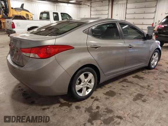 ✅ 2011 Hyundai Elantra GLS • VIN: KMHDH4AE4BU096671 • Lot: 43437396. Listed on IAAI with 145,626 mi. Free auction sales archive from the USA and detailed vehicle history report at DreamBid. Image 4.