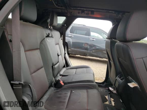 2021 Chevrolet Blazer RS z VIN 3GNKBKRS2MS515770, wystawiony jako Copart lot #58740134 z przebiegiem Nie podano mil oraz Szkoda całkowita • Salvage title. Historia ofert i sprzedaży dostępna na DreamBid. Obrazek 10.