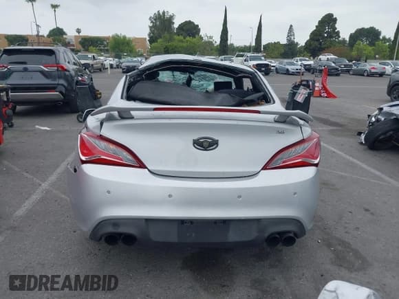 ✅ 2014 Hyundai Genesis Coupe Ultimate • VIN: KMHHU6KJ1EU113371 • Lot: 42281276. Wystawiony na IAAI z przebiegiem 101 286 mil. Bezpłatny archiwum sprzedaży aukcyjnych z USA i szczegółowy raport historii pojazdu na DreamBid. Zdjęcie 17.
