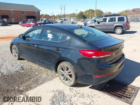 ✅ 2017 Hyundai Elantra Value Edition • VIN: 5NPD84LF8HH030637 • Лот: 43672132. Опубликован ранее на IAAI с пробегом 204 939 миль. Бесплатный доступ к архиву аукционных продаж из США и подробный отчёт об истории автомобиля на DreamBid. Изображение 3.