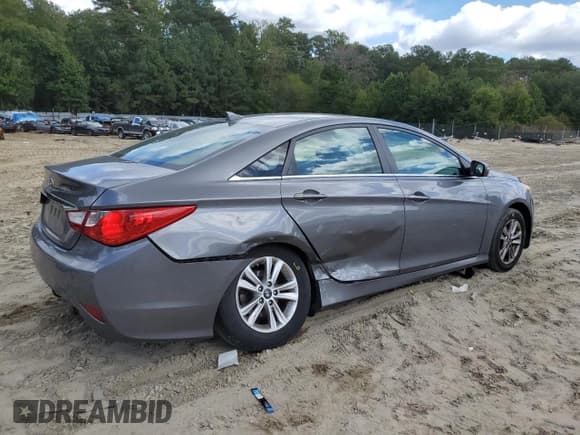 ✅ 2014 Hyundai Sonata GLS • VIN: 5NPEB4AC4EH898435 • Lot: 85142985. Wystawiony na Copart z przebiegiem 135 582 mil. Bezpłatny archiwum sprzedaży aukcyjnych z USA i szczegółowy raport historii pojazdu na DreamBid. Zdjęcie 3.