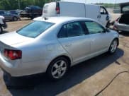 ✅ 2008 Volkswagen Jetta SE • VIN: 3VWRM71K58M061449 • Lot: 42624787. Listed on IAAI with 107,972 mi. Free auction sales archive from the USA and detailed vehicle history report at DreamBid. Image 4.